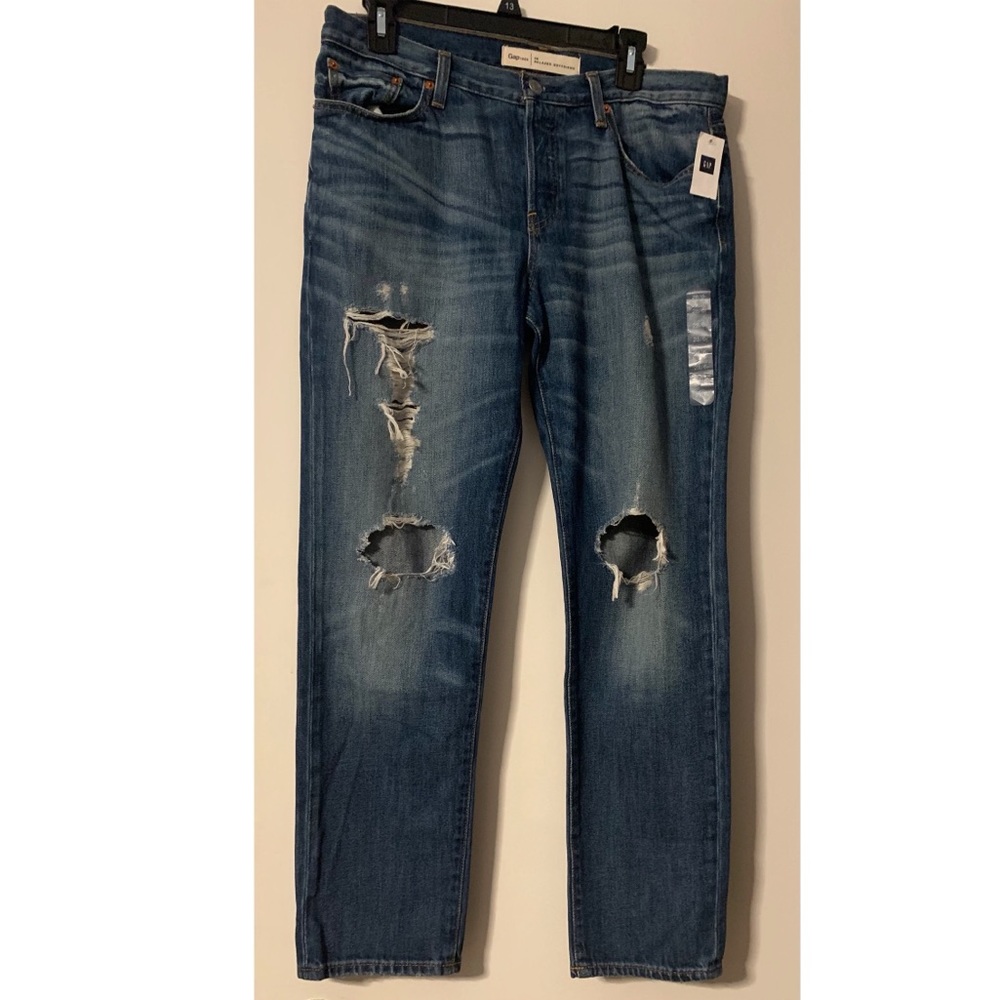 GAP Ripped Jeans NWT